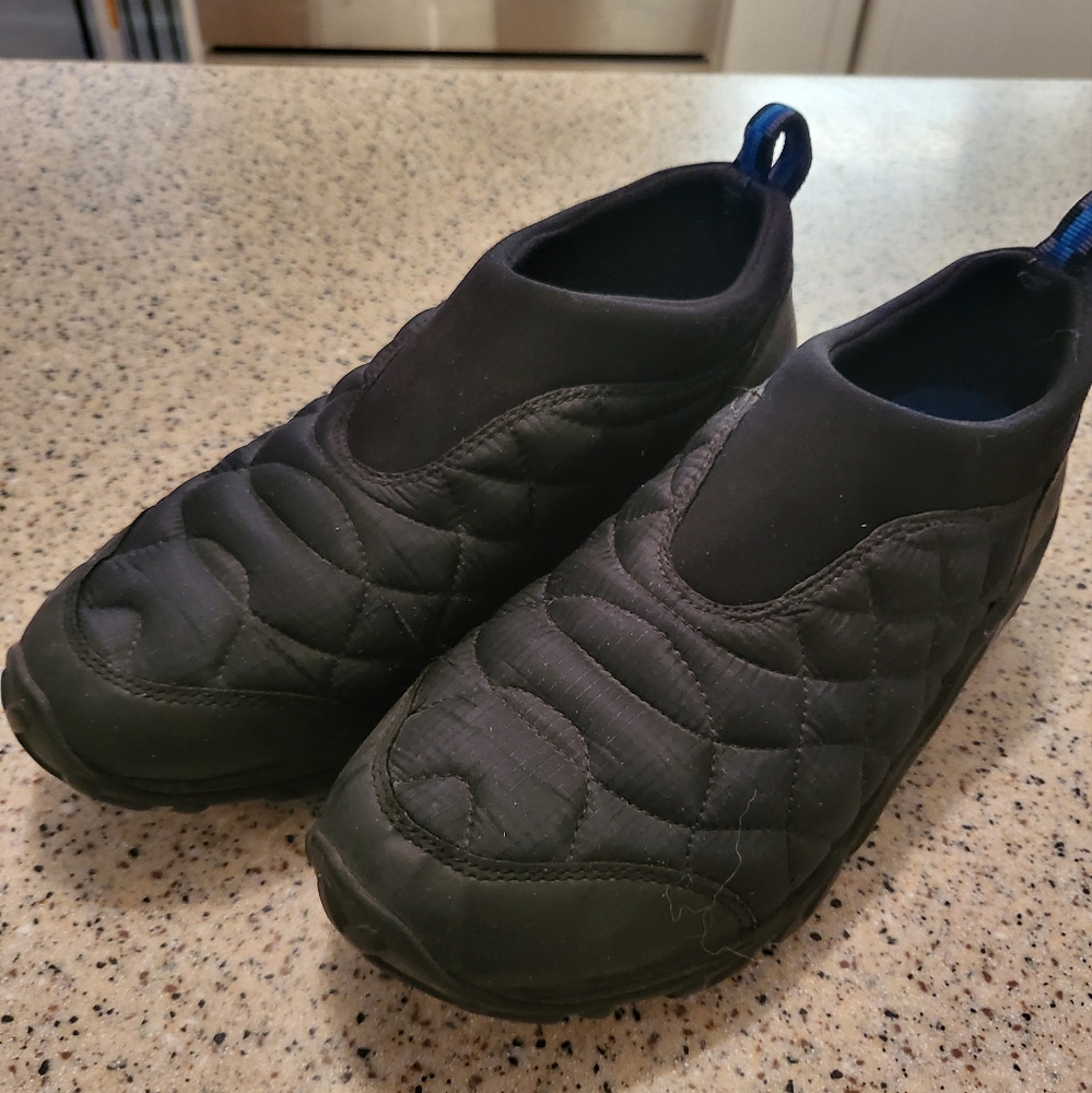 Merrell Mens SZ 9 Waterproof Hiking Shoes